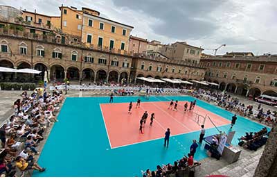 Volley in piazza