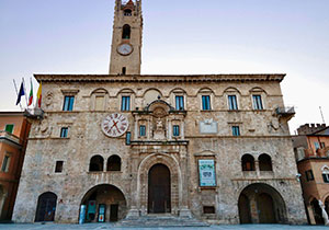 Palazzo dei Capitani