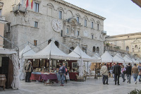 Espositori Mercatino