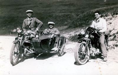 Gita in moto sul Colle San Marco - anno 1935