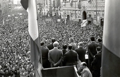 Alcide De Gasperi, comizio in Piazza Arringo - anno 1950