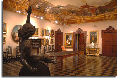 Particolare di una sala della civica Pinacoteca