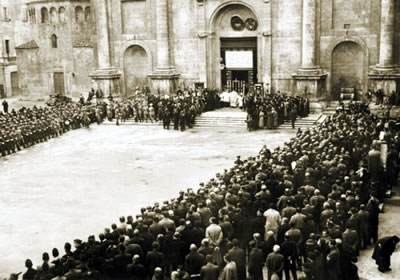 Rito funebre Caduti guerra d'Africa - anni '30