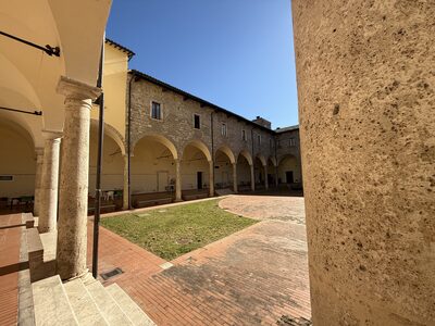 Chiostro di Sant'Agostino - Foto 1