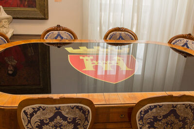Sala De Carolis